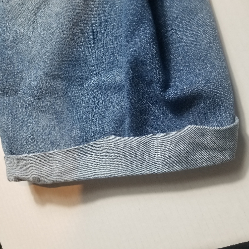 TIME AND TRU WOMEN'S DENIM MID-RISE SHORTS SIZE 14 - Picture 10 of 14